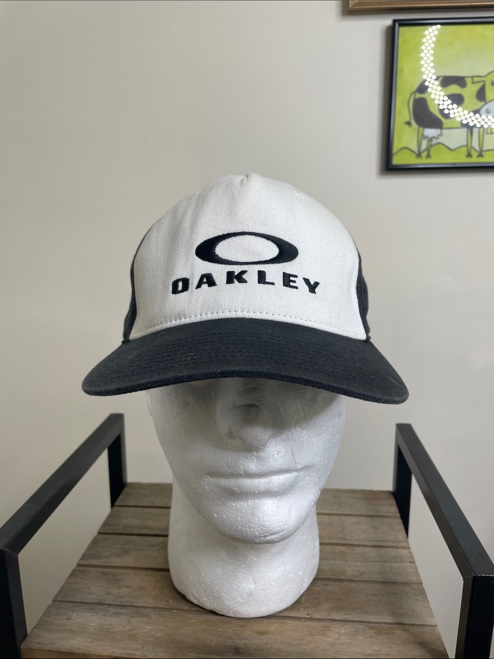 Oakley Two-Tone Black and White Logo Cap